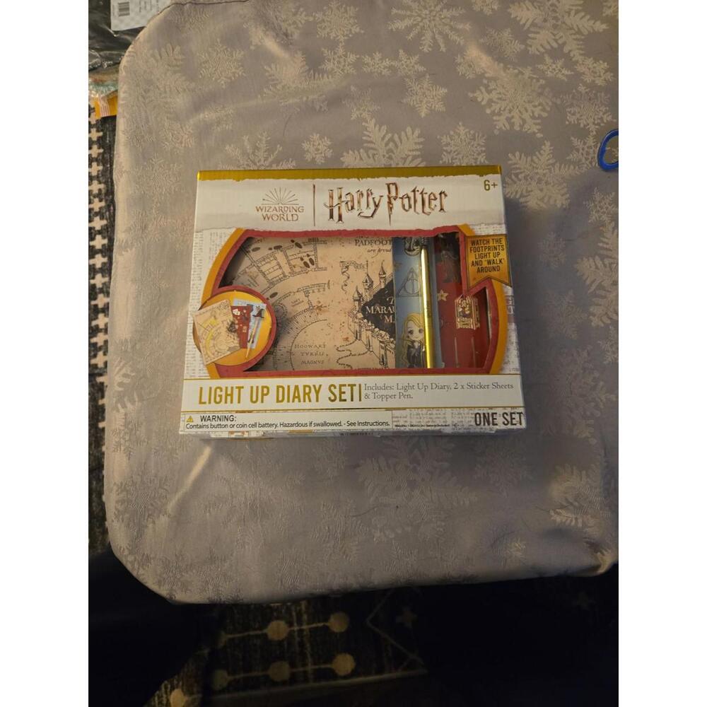 Wizarding World Harry Potter Light Up Diary Set with Pen and Stickers